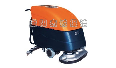 意美 Q6自走式洗地車